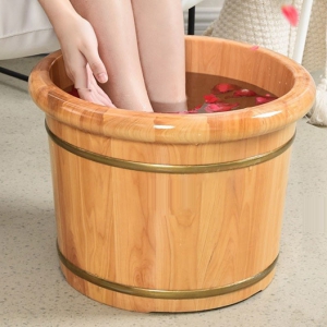 冬天熱水泡腳可以去濕氣 增強機(jī)體的免疫力